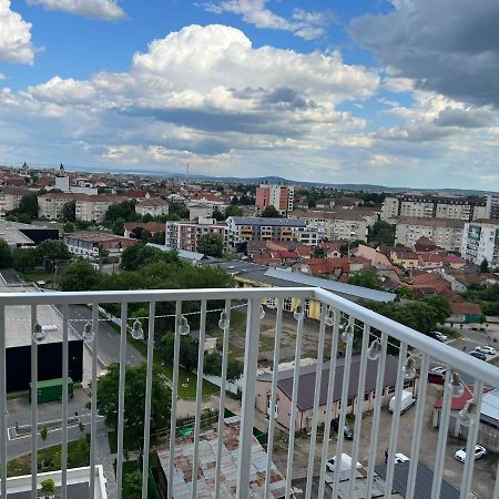 Glim Suite Oradea Exteriér fotografie