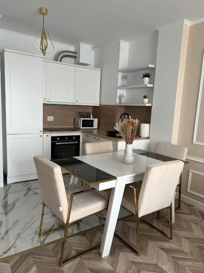 Glim Suite Oradea Exteriér fotografie
